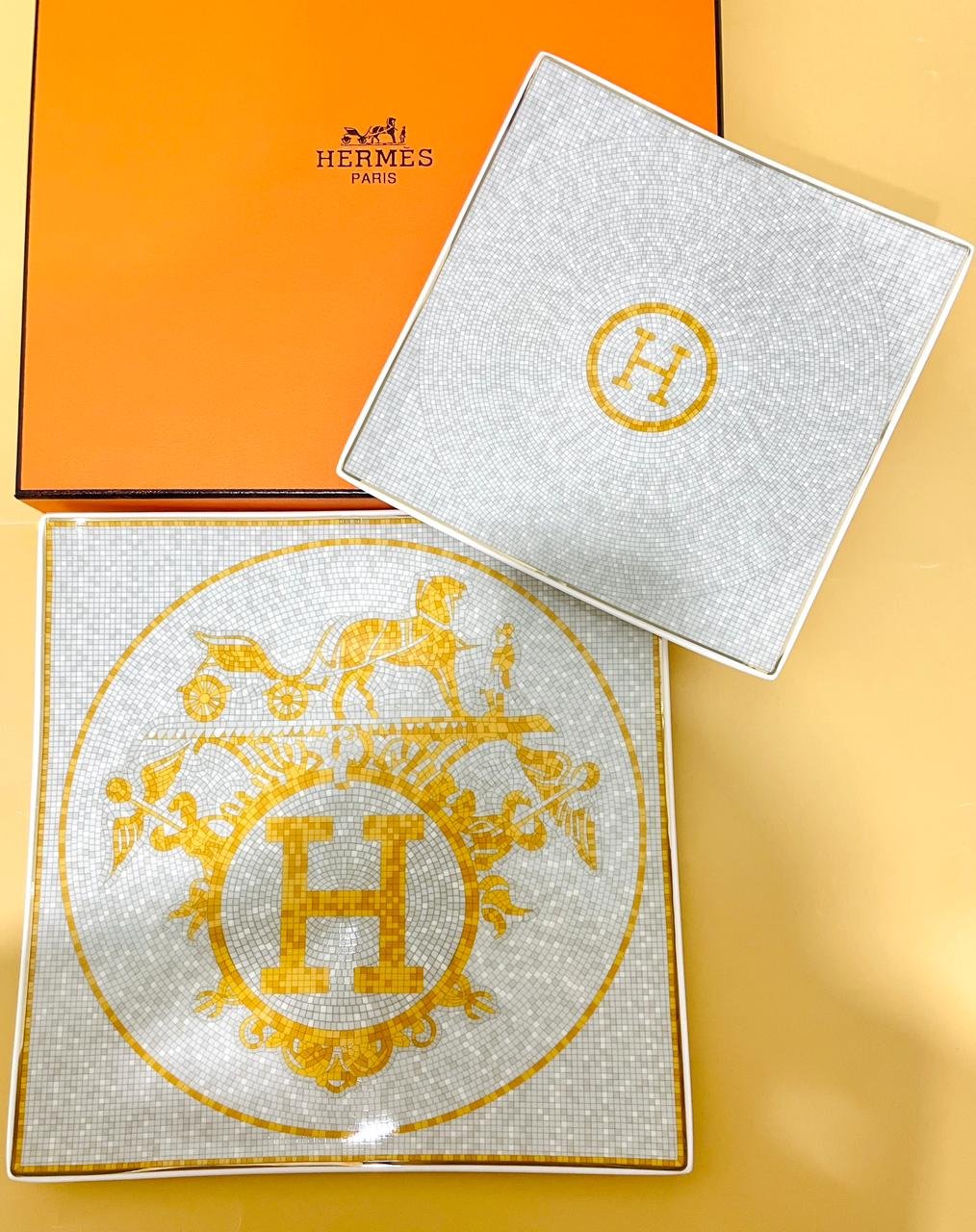 Square plates set of two from Hermes - Image 2 of 2